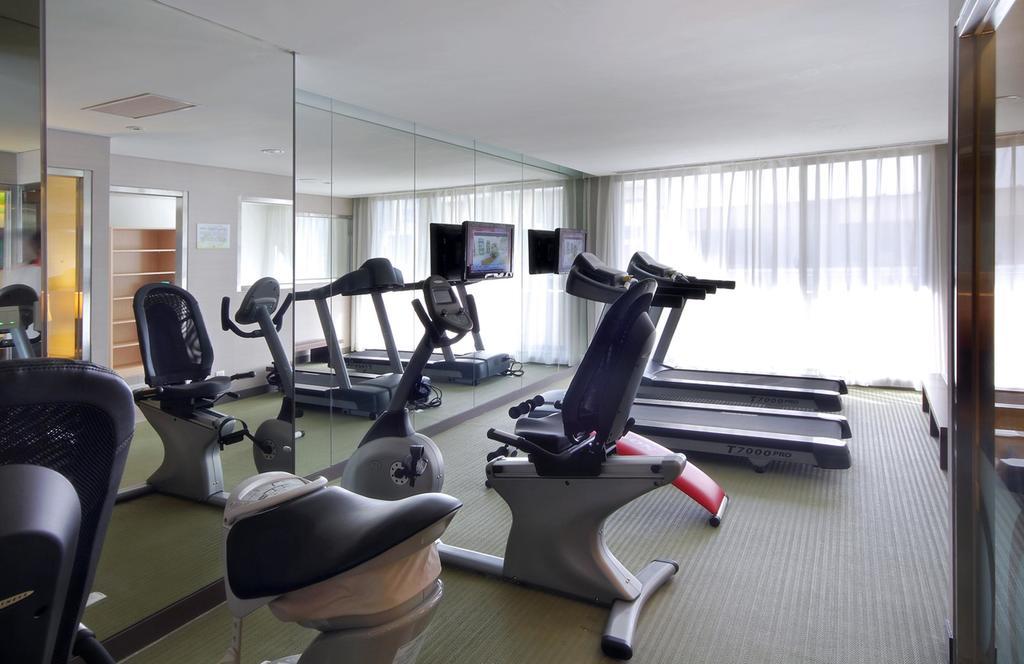 Park City Hotel Central Taichung Esterno foto