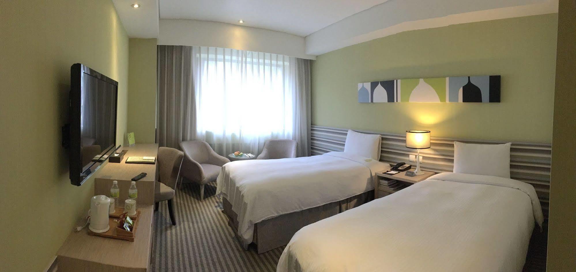 Park City Hotel Central Taichung Esterno foto